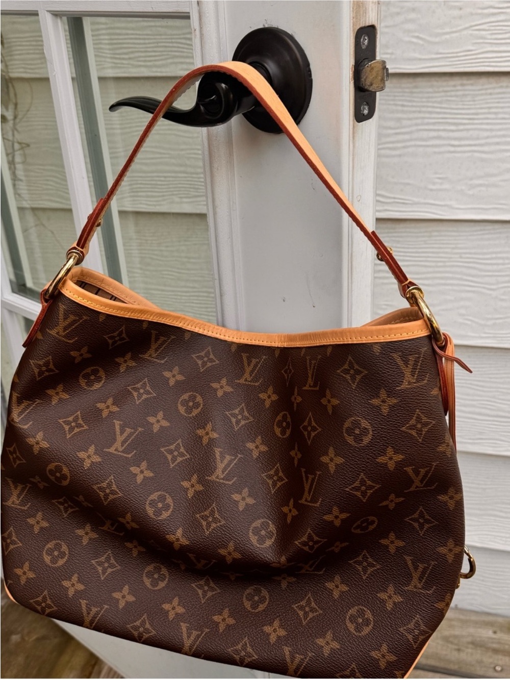 Louis Vuitton Monogram Canvas Shoulder Bag in Brown and Natural - Picture 2 of 9
